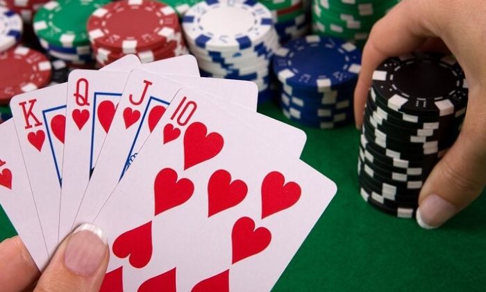 Thùng phá sảnh poker